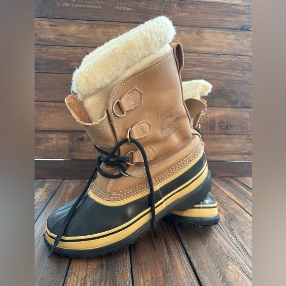 Sorel Caribou Tan and Black Winter Boots Like New Men’s 9 - Picture 9 of 9